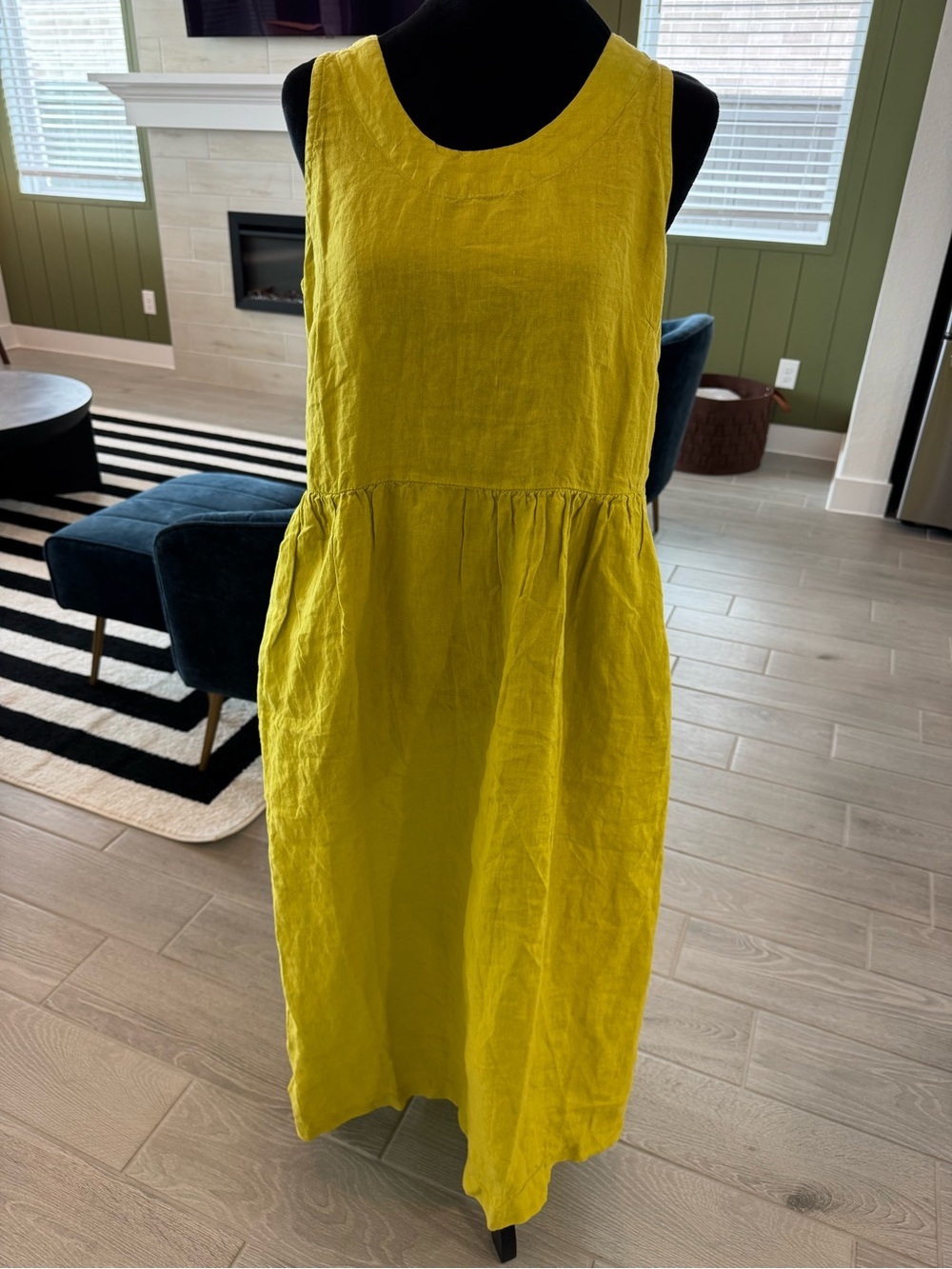 TOAST 100% Linen Chartreuse Tank Dress w/ Pockets Size Small NWT